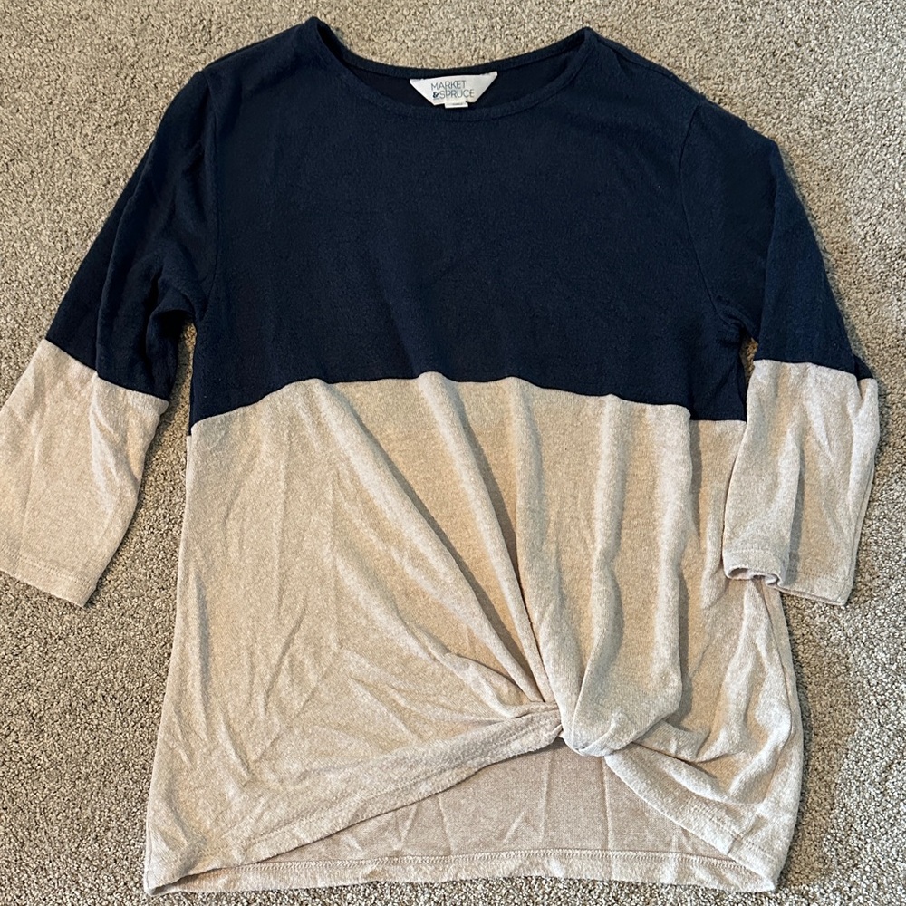 Market & Spruce Navy Knit Top